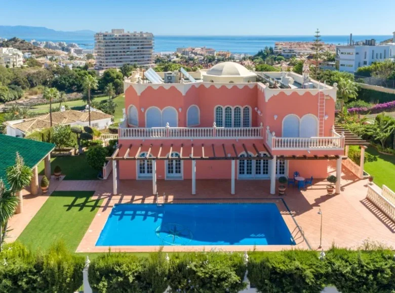 Вилла 7 спален 1 033 м² Benalmadena, Испания