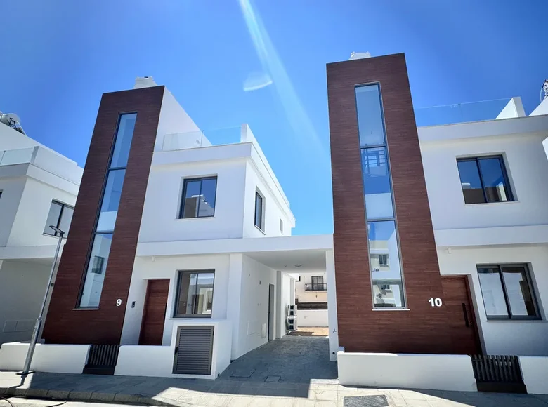 Haus 2 Schlafzimmer 111 m² Bezirk Larnaka, Zypern