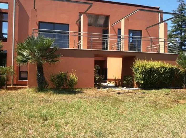 Villa 4 chambres 400 m² Aroni, Grèce