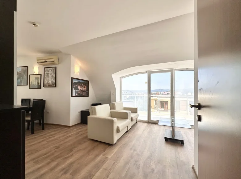 Кондо 2 спальни 105 м² Несебр, Болгария