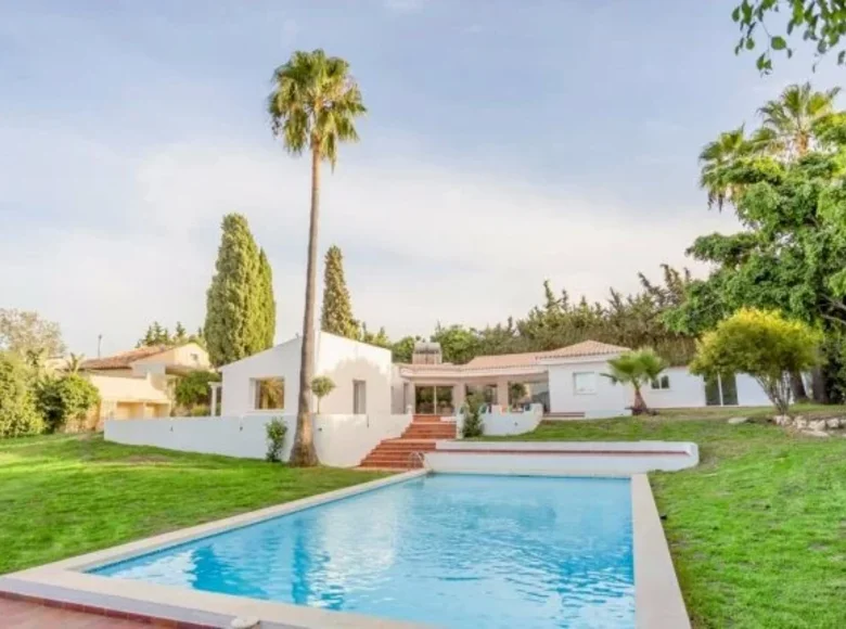 4 bedroom Villa 269 m² Abadin, Spain
