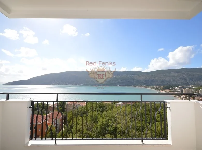 Apartamento 4 habitaciones 132 m² Herceg Novi, Montenegro