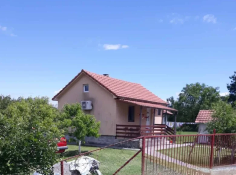 Дом 1 спальня 57 м² Даниловград, Черногория