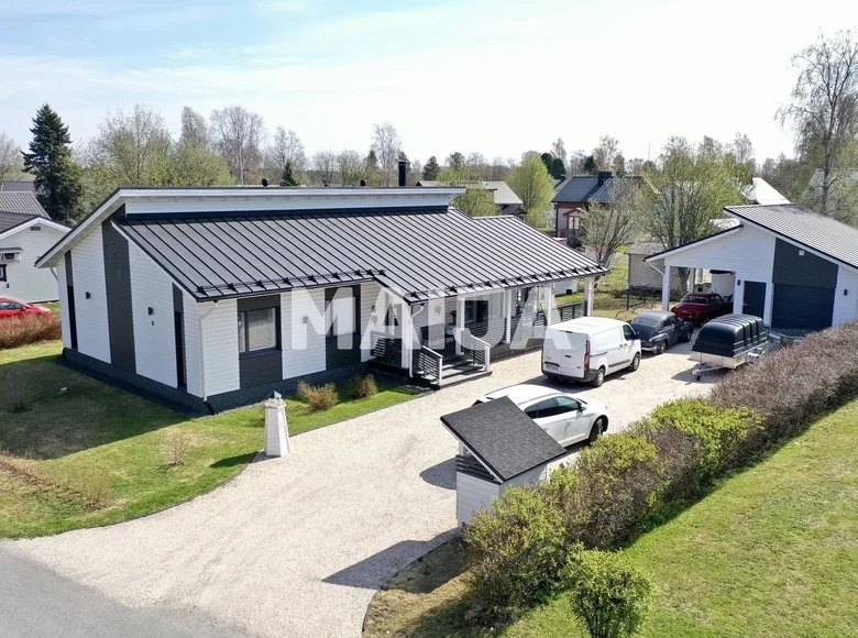 Casa 4 habitaciones 127 m² Tornio, Finlandia