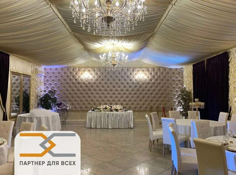 Room 200 m² Lahojsk selsaviet, Belarus