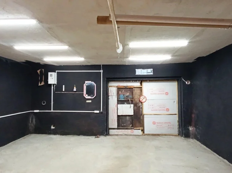 Commercial property 42 m² in Homyel, Belarus