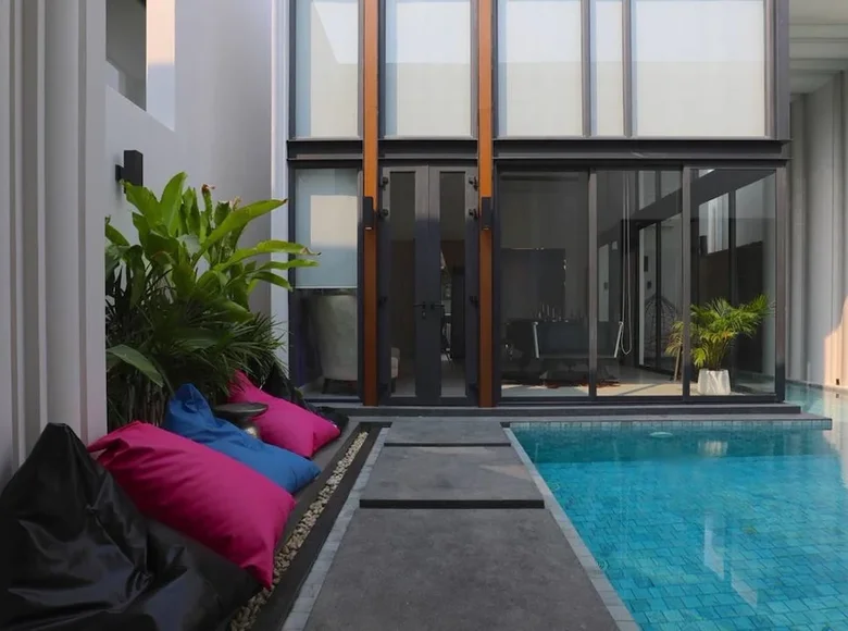 5 bedroom villa 180 m² Pattaya City, Thailand