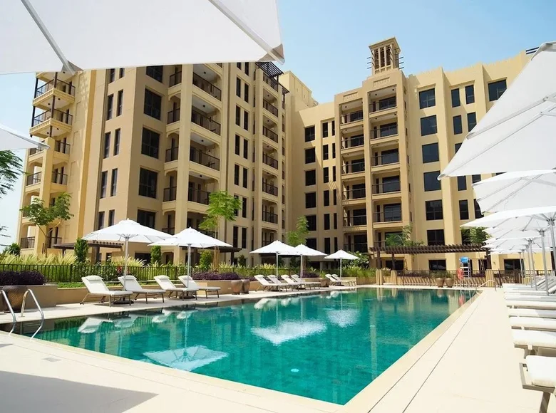 Mieszkanie 4 pokoi 247 m² Emiraty Arabskie, Emiraty Arabskie