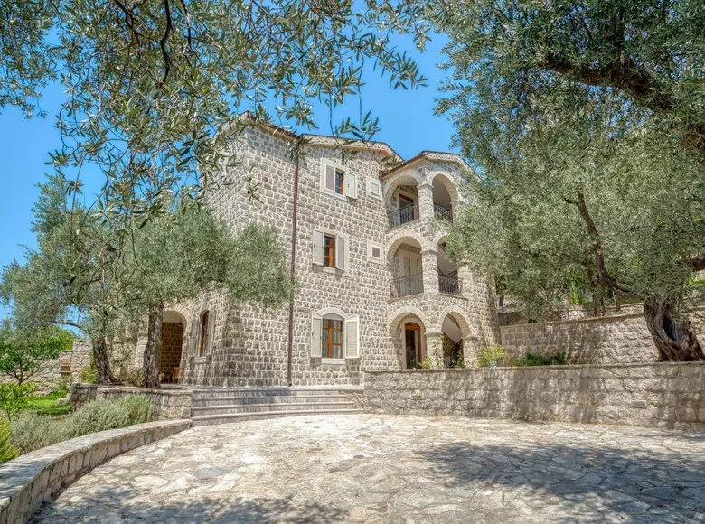 Willa 8 pokojów 480 m² Katun Rezevici, Czarnogóra