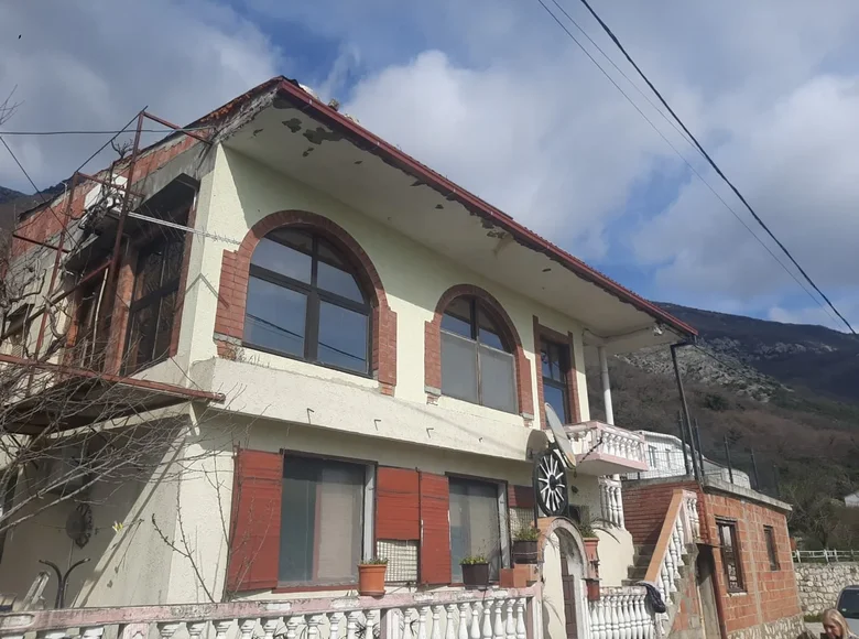 Haus 4 zimmer 120 m² Zgrade, Montenegro