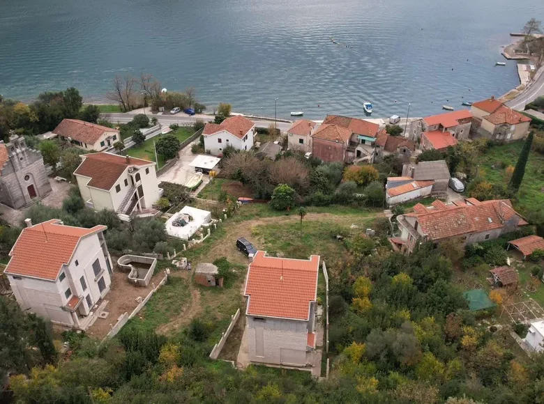 Квартира 4 спальни  Josice, Черногория