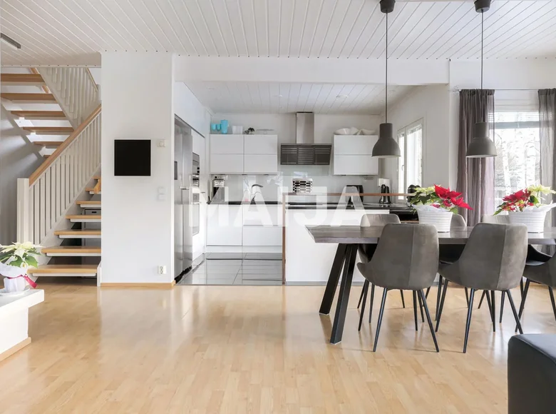 Дом 6 комнат 158 м² Helsinki sub region, Финляндия