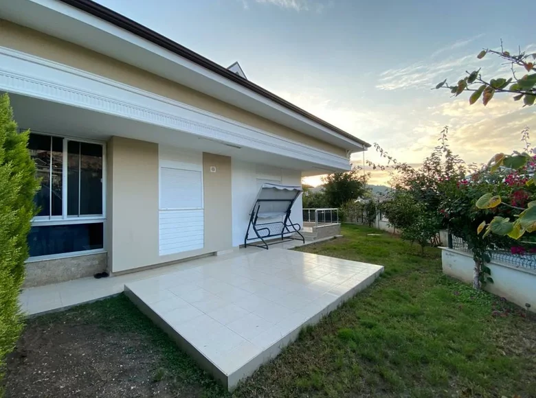 Villa de tres dormitorios 120 m², Turquía