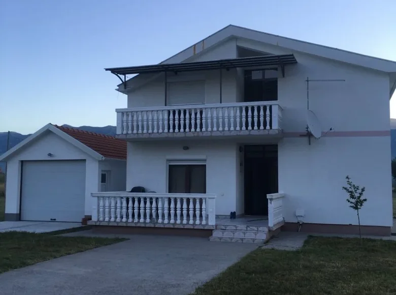 Haus  Spuz, Montenegro