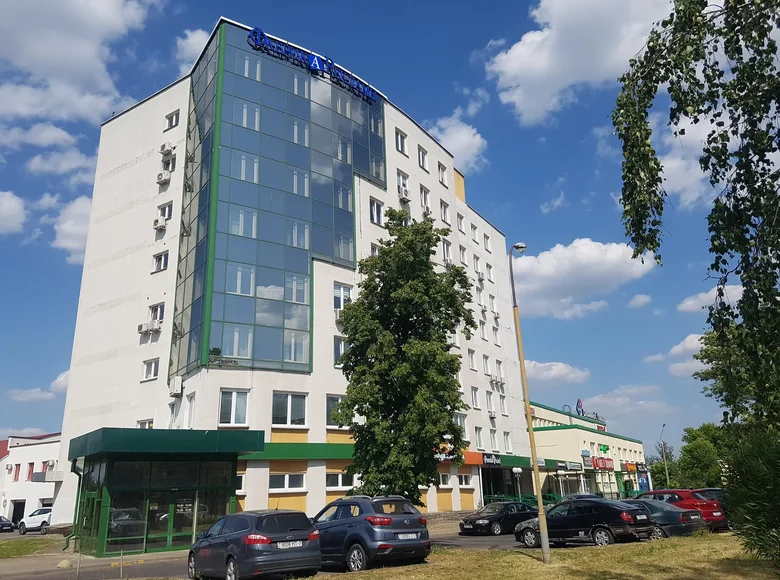 Oficina 276 m² en Minsk, Belarús