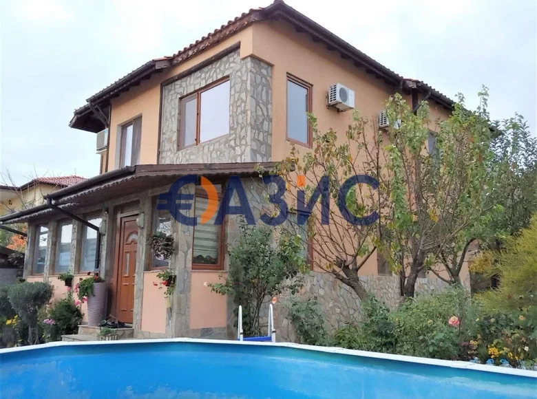 Haus 4 Schlafzimmer 142 m² Stratsin, Bulgarien