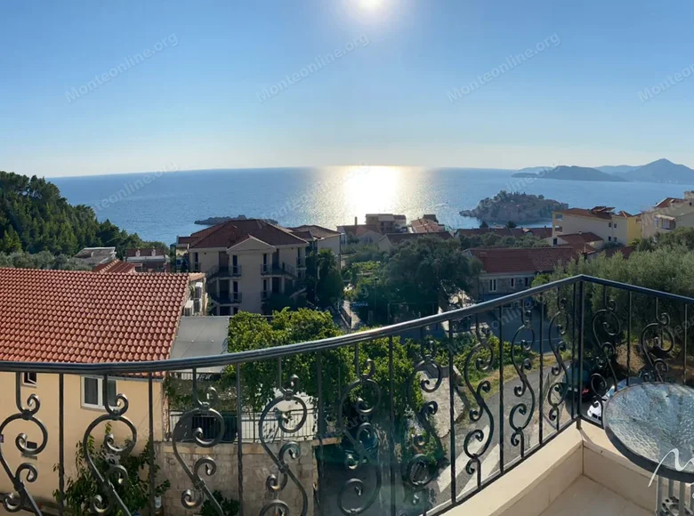 4 bedroom apartment 98 m² Budva, Montenegro