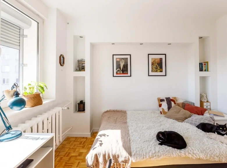 Mieszkanie 4 pokoi 64 m² Poznań, Polska