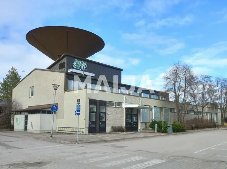 Oficina 943 m² en Kotka Hamina sub region, Finlandia