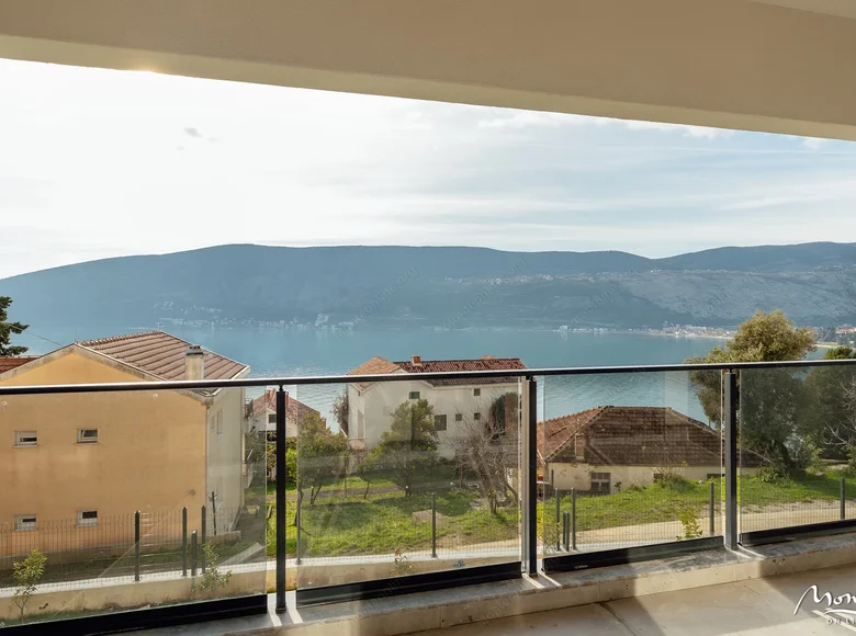 Apartamento 1 habitacion 70 m² Herceg Novi, Montenegro