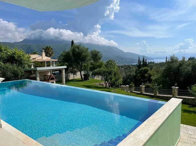 Вилла 4 спальни 300 м² Municipality of Central Corfu and Diapontia Islands, Греция