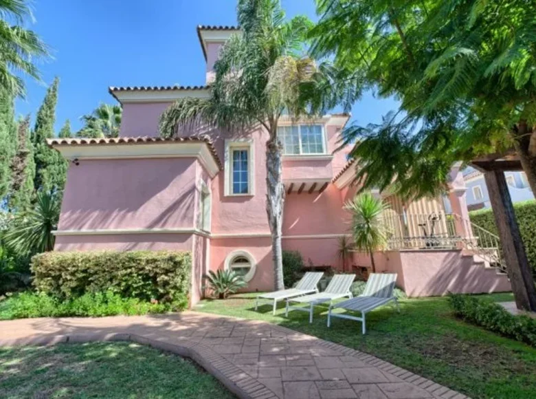 6-Schlafzimmer-Villa 346 m² Abadin, Spanien