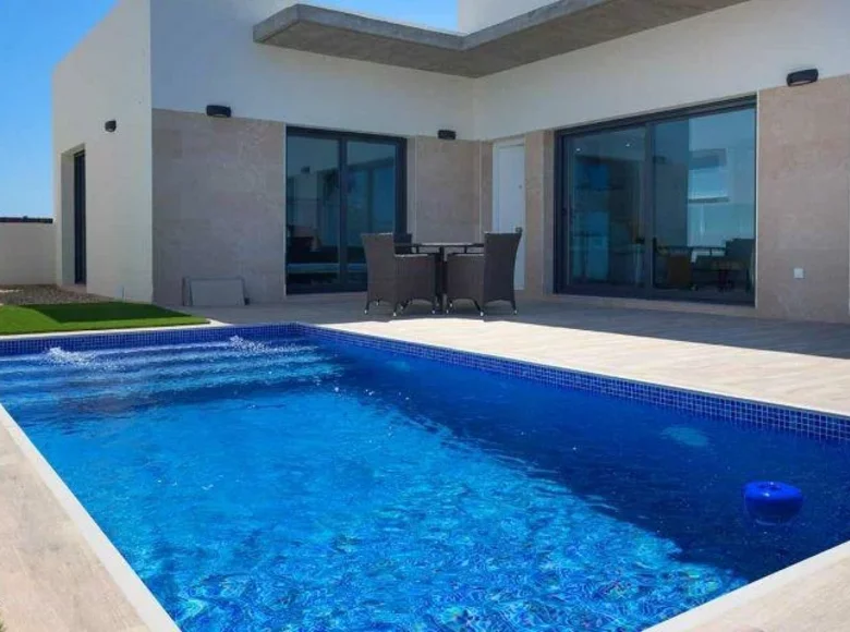 Mieszkanie 3 pokoi 108 m² Daya Nueva, Hiszpania