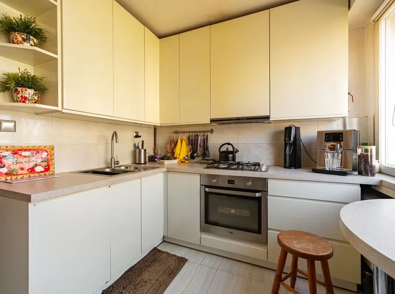 Квартира 4 комнаты 58 м² Варшава, Польша