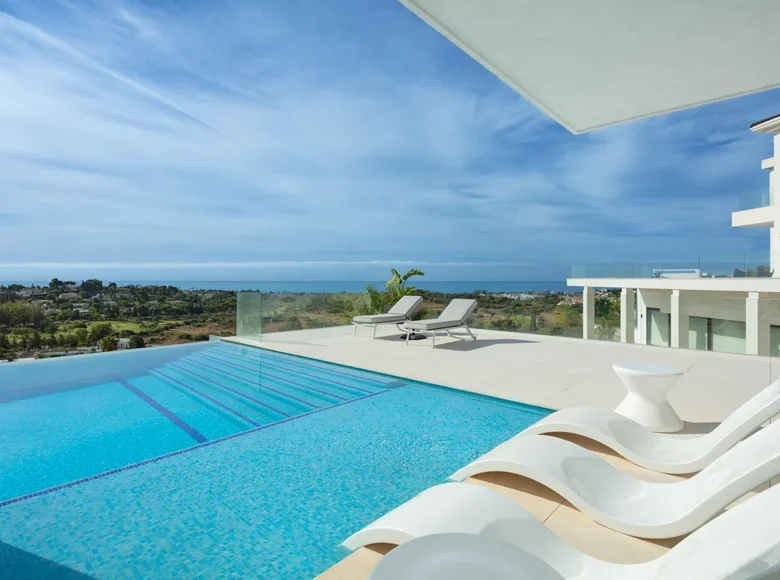 7-Schlafzimmer-Villa 1 365 m² Benahavis, Spanien