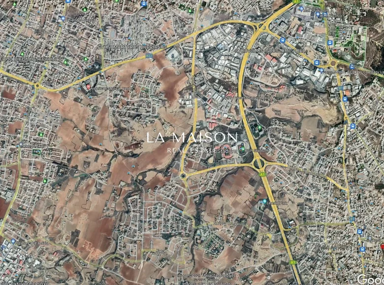 Land 17 894 m² Strovolos, Cyprus