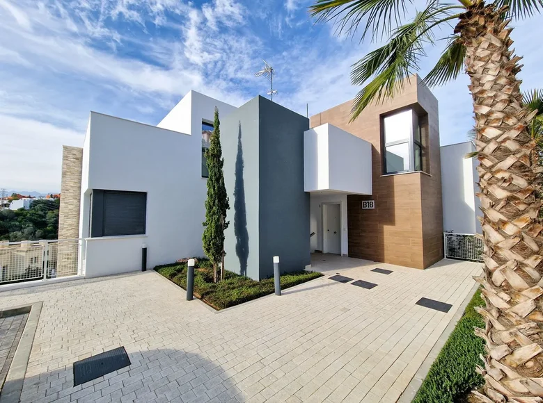 Wohnung 2 Schlafzimmer 137 m² Artola, Spanien