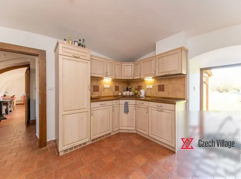 House 360 m² Zvestov, Czech Republic