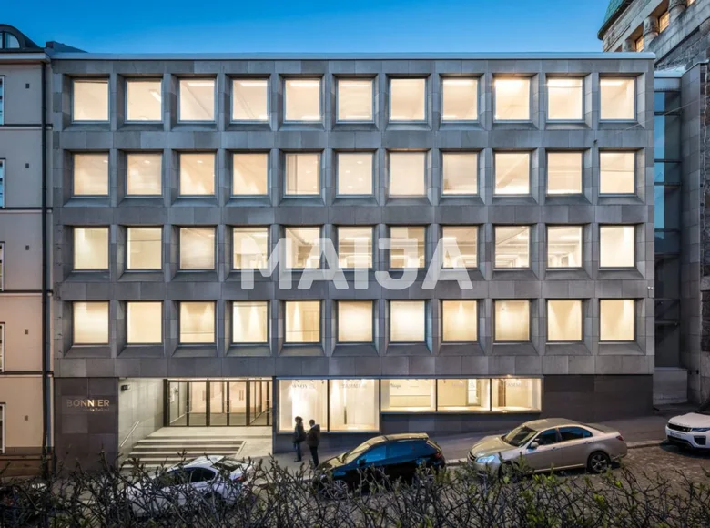 Büro 3 000 m² in Verwaltungsgemeinschaft Helsinki, Finnland