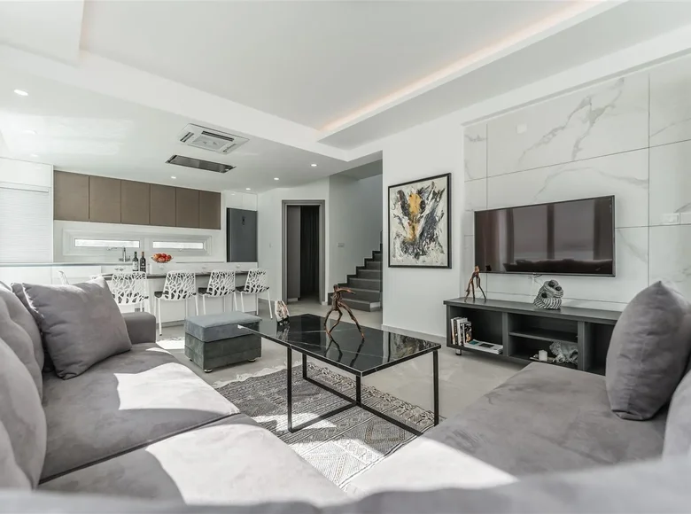 4 bedroom house 150 m² in Paralimni, Cyprus