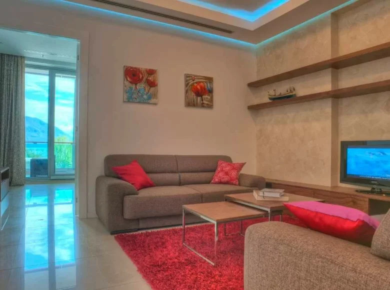 2 bedroom apartment 95 m² Budva, Montenegro