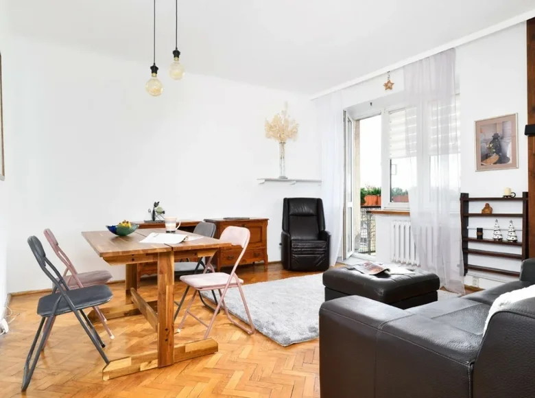 3 room apartment 57 m² in Warsaw, Poland