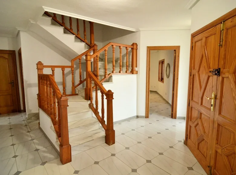 villa de 5 chambres 190 m² Dehesa de Campoamor, Espagne