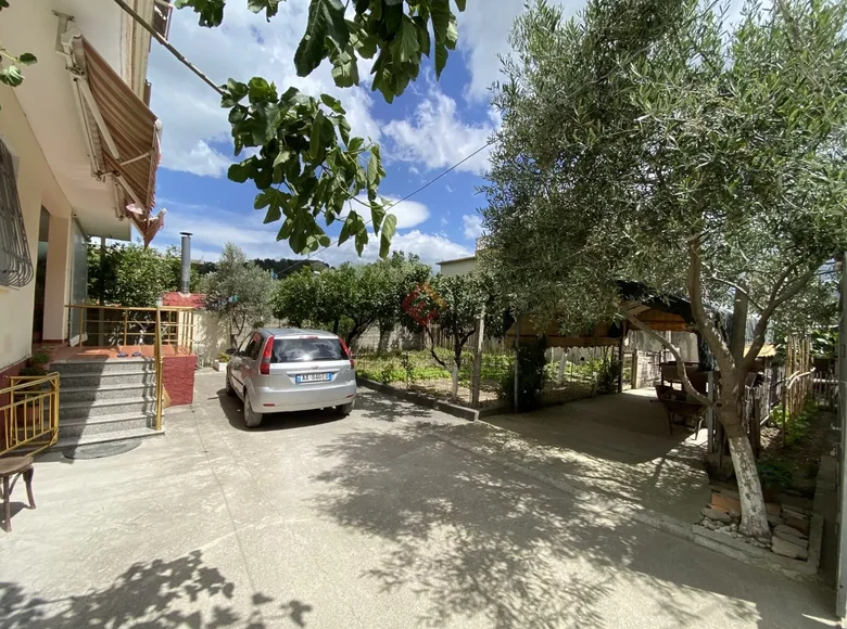 House 455 m² Bashkia Vlore, Albania