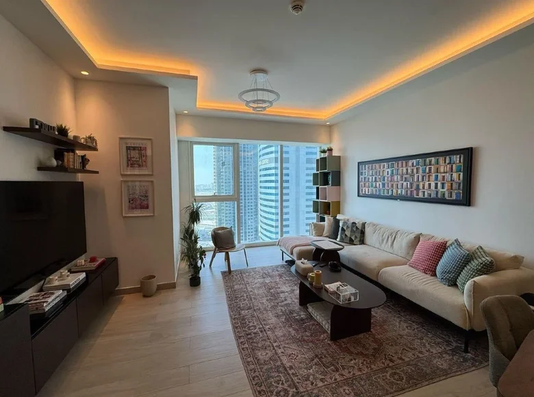 1 bedroom apartment 892 m² Dubai, United Arab Emirates