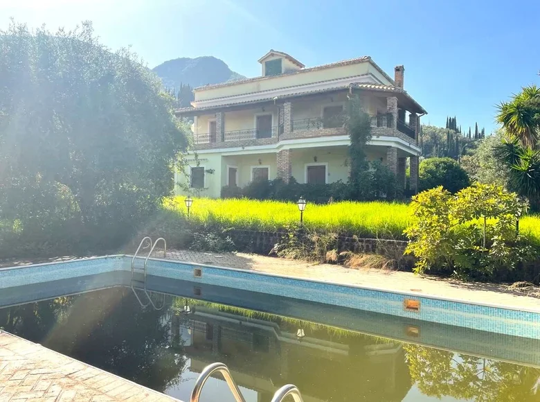 Casa de campo 6 habitaciones 296 m² Kynopiastes, Grecia