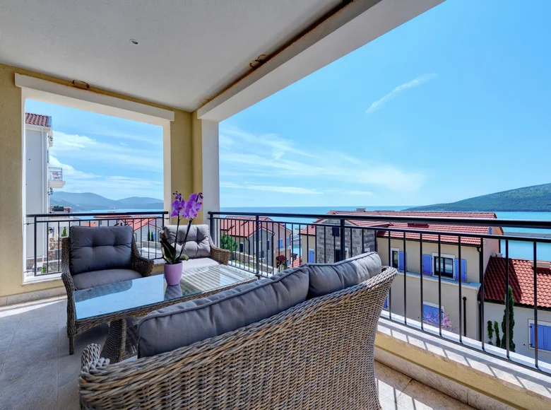 Wohnung 2 Schlafzimmer 143 m² Lustica, Montenegro