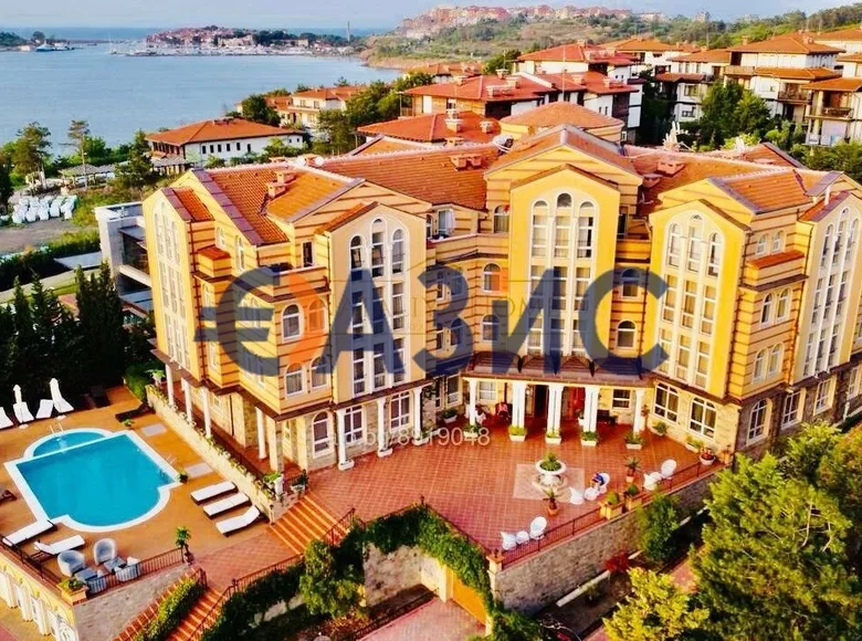 Mieszkanie 3 pokoi 126 m² Sozopol, Bułgaria