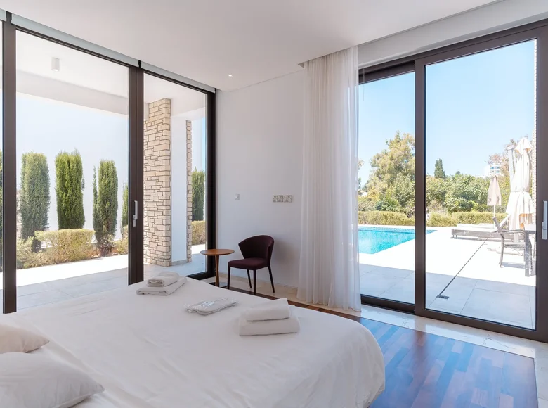 Вилла 4 спальни  в Пейе, Кипр