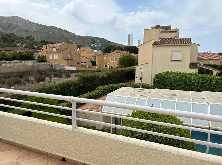 Villa de 4 dormitorios 290 m² Benidorm, Španjolska