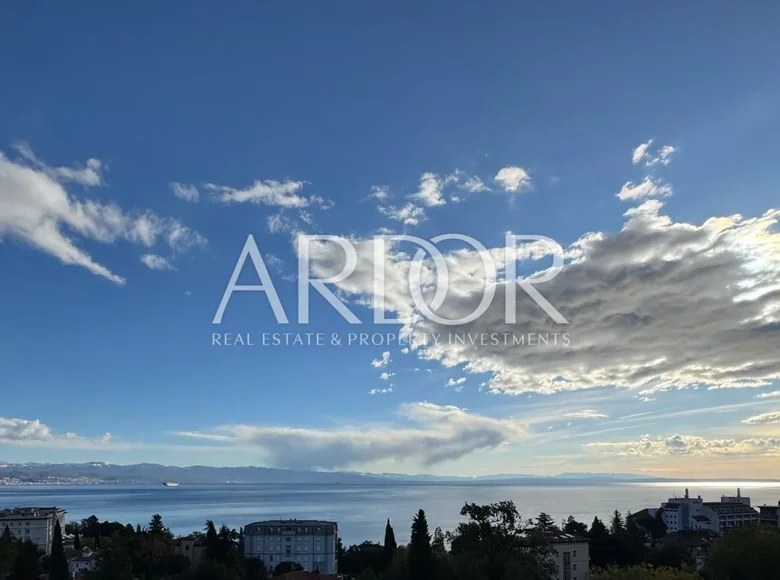 2 bedroom apartment 57 m² Lovran, Croatia