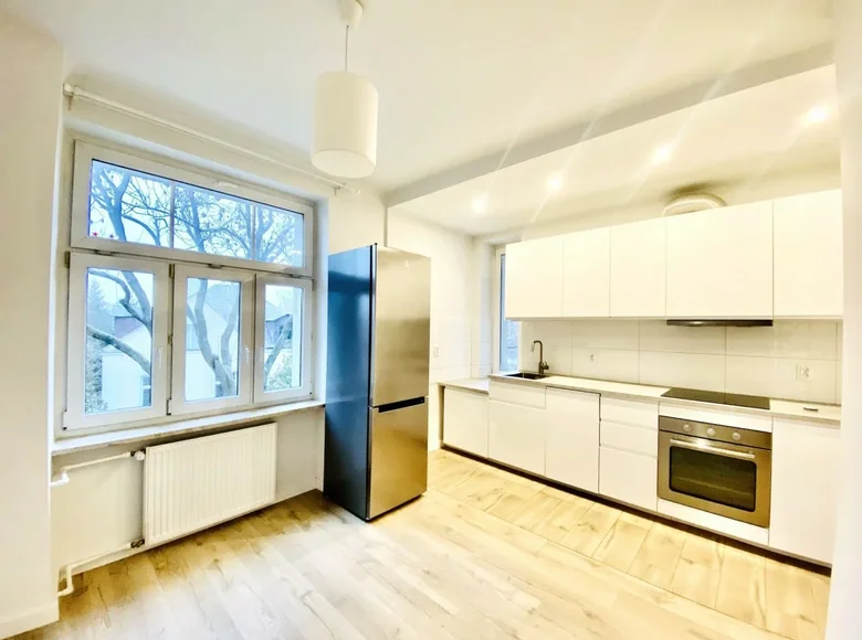 3 room apartment 75 m² Warsaw, Poland