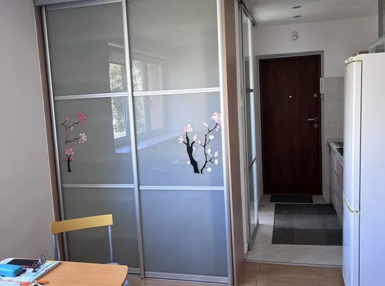 Mieszkanie 1 pokój 24 m² w Warszawa, Polska