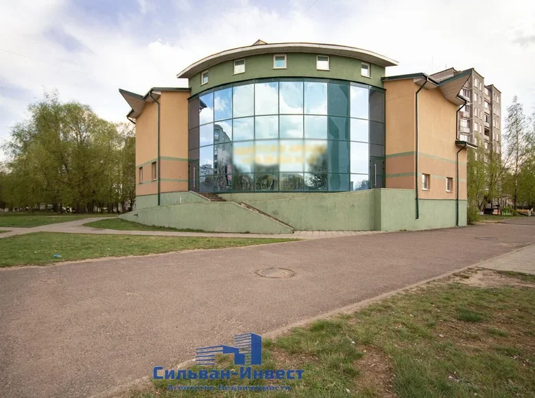 Shop 810 m² in Barysaw, Belarus