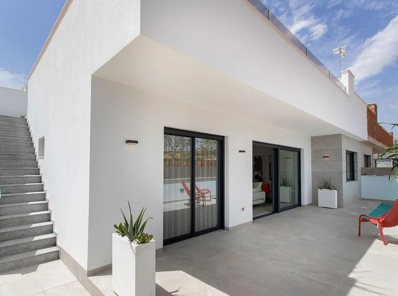 Villa de tres dormitorios 107 m² Murcia, Španjolska