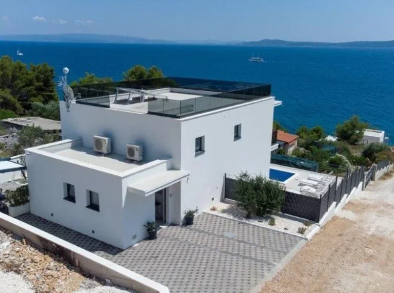 4 bedroom Villa 204 m² Grad Trogir, Croatia